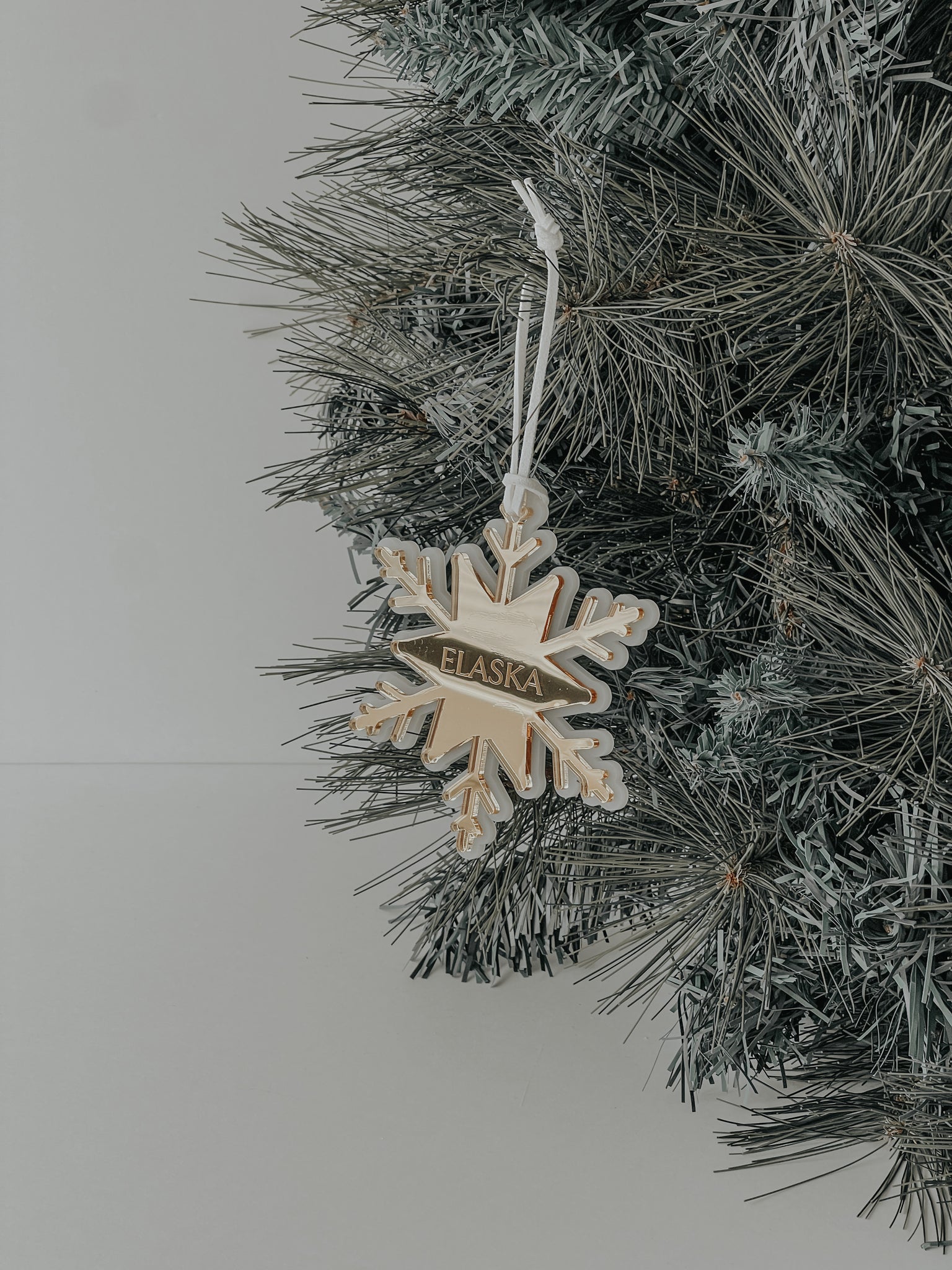 Christmas: Christmas Tree Ornament